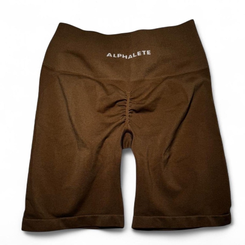 Alphalete amplify shorts